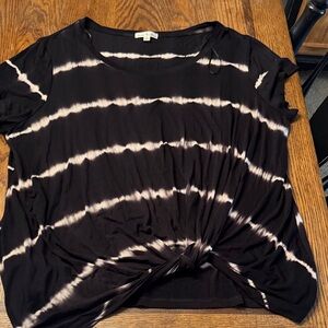 Black and White Tie-Dye Women's Top